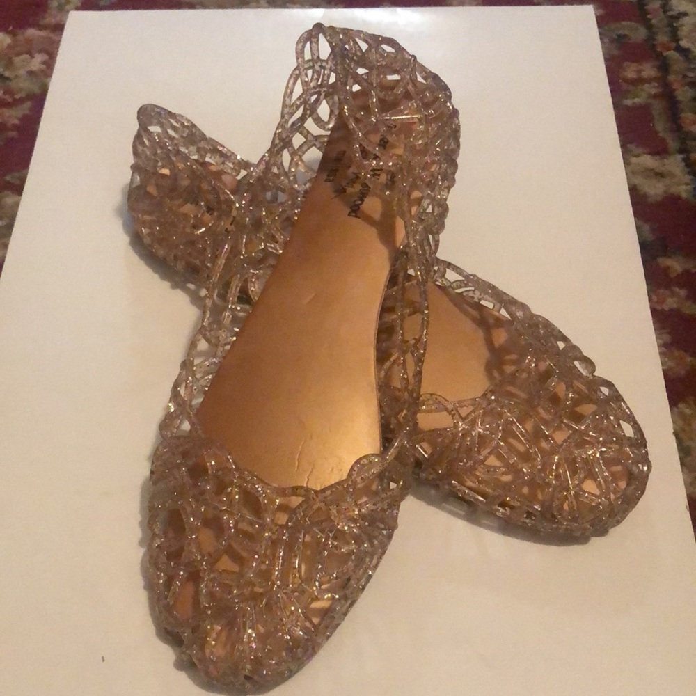 Jelly shoes